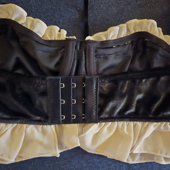 Velvet Bra - Picture 4 of 6